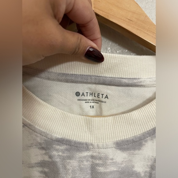 Athleta Farallon Printed Crewneck Sweatshirt - Picture 6 of 8